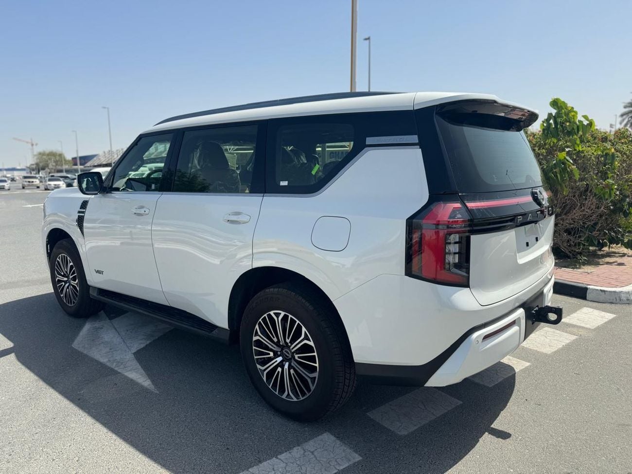 نيسان باترول LE TITANIUM