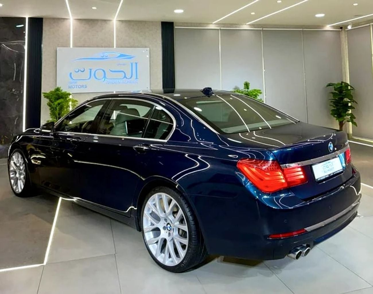 BMW 730Li ELITE 730Li V6 || AWESOME COLOR || GCC II POWERFUL ENGINE II TOP RANGE || REAR SCREENS
