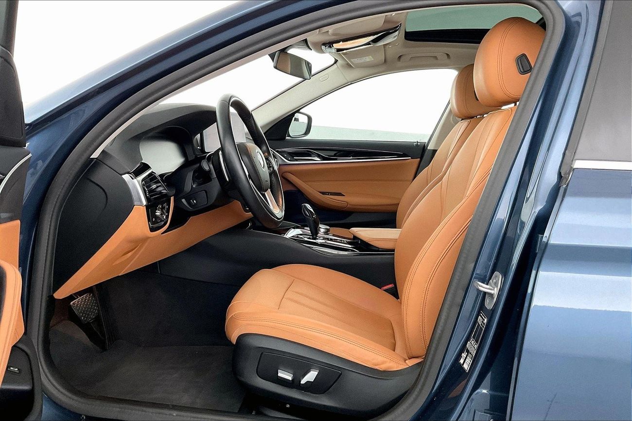 كيا كادنزا EX | ضمان مجاني لمدة عام | 0 دفعة أولى