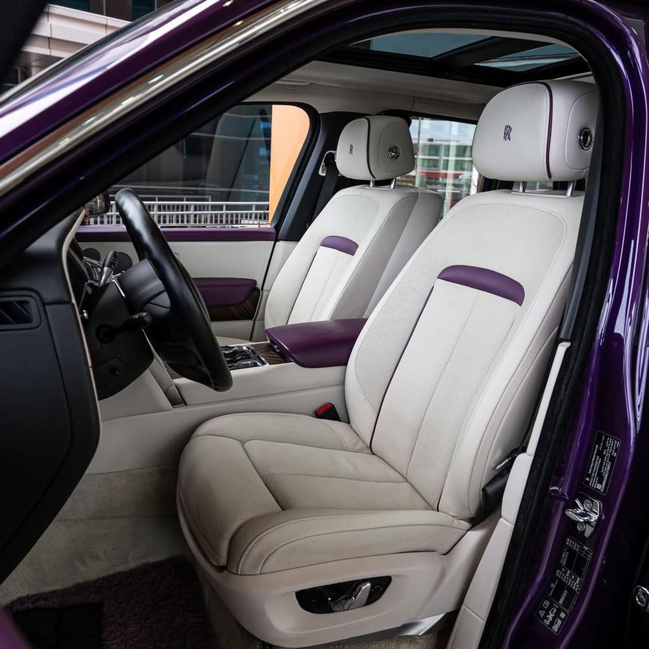 رولز رويس كولينان STD 2019 ROLLS ROYCE CULLINAN  GCC DONE 78,000KM