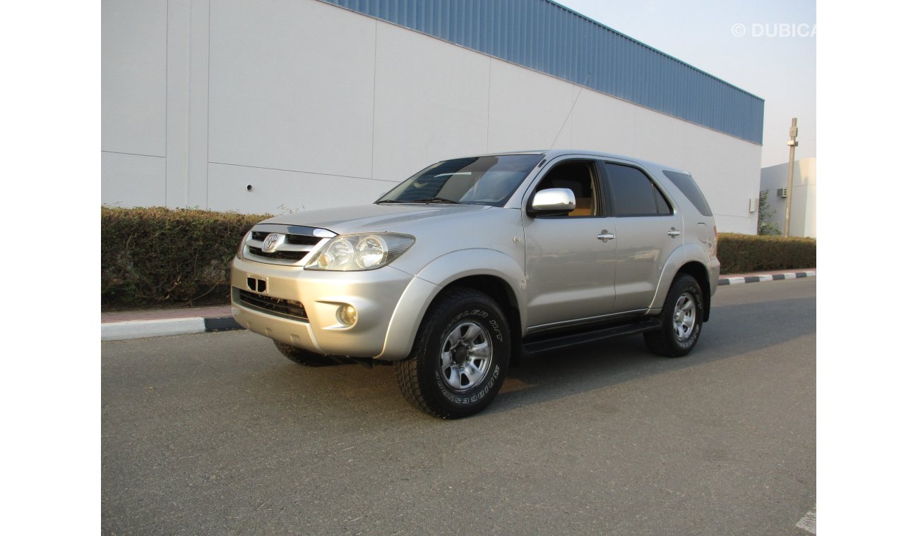 Toyota Fortuner 2.7 gulf 2006 full automatic 4 cylinder 4x4