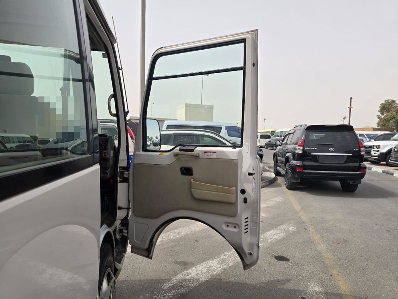 Mitsubishi Rosa MITSUBISHI ROSA BUS RHD 2002 MODEL 4.9 L DIESEL AUTOMATIC(PM00081)