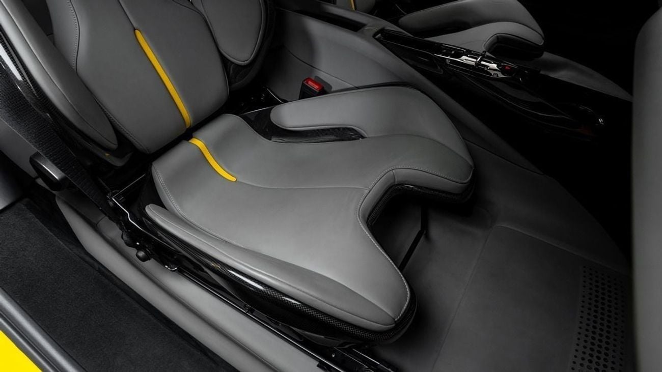 Ferrari 296 GTB - 2022 - GCC - Under Warranty and Service Contract