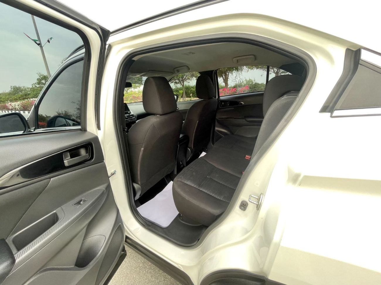 ميتسوبيشي إكلبس كروس GLS Mid 1.5L