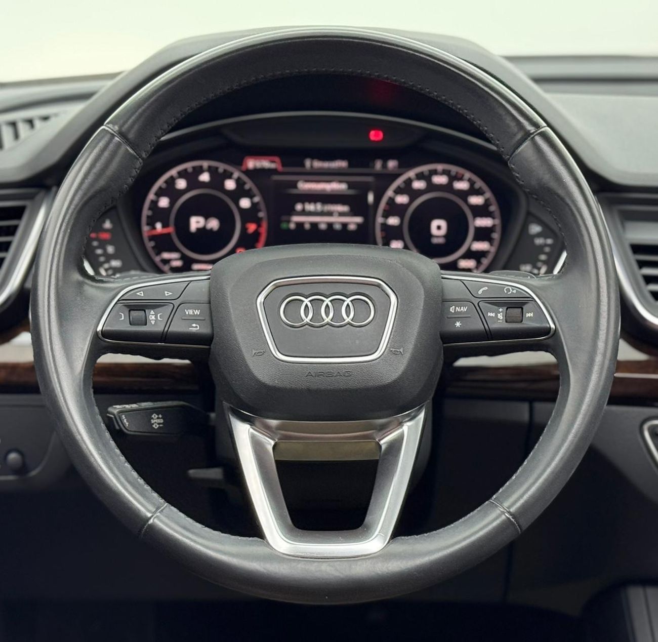 أودي Q5 45 TFSI Quattro S Line 2.0L (252 HP) 2018 AUDI Q5 S-Line 45TFSI Quattro, Warranty, Full Service Hist