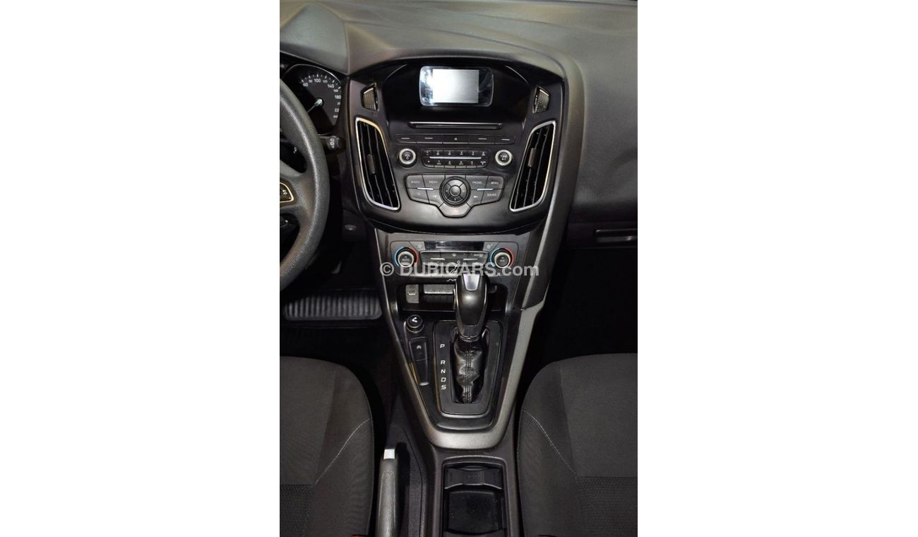 Ford Focus FULL SERVICE HISTORY!LOW MILEAGE Ford Focus 2015 Model!! in Blue Color! GCC Specs