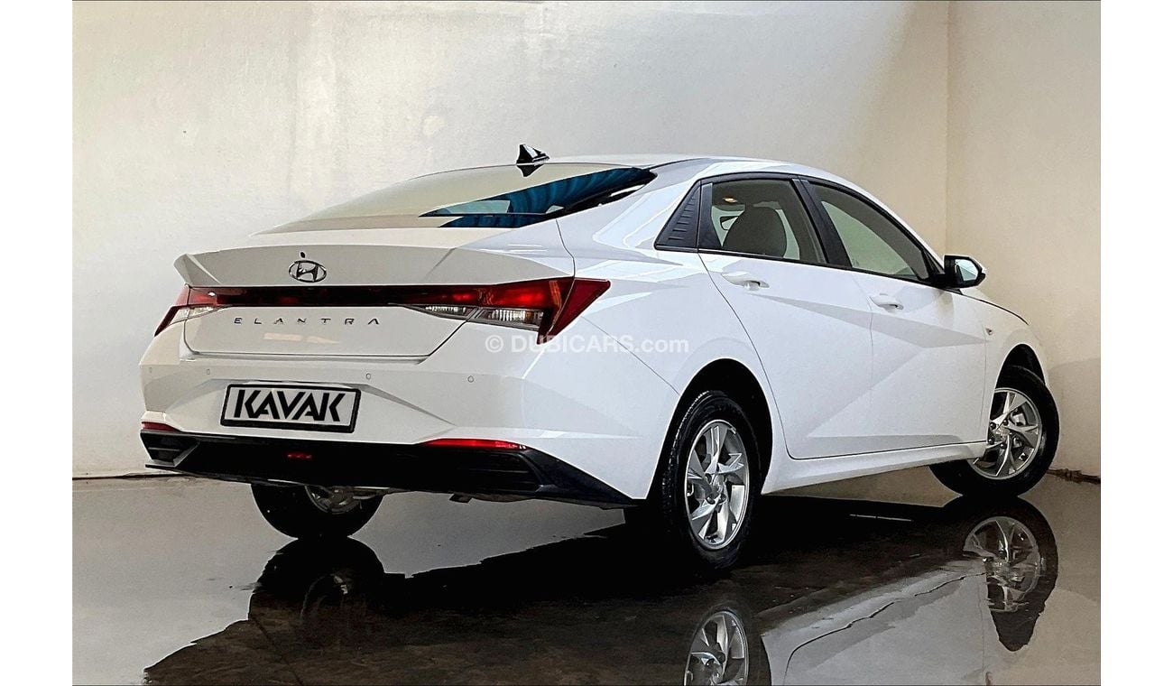 Hyundai Elantra Smart
