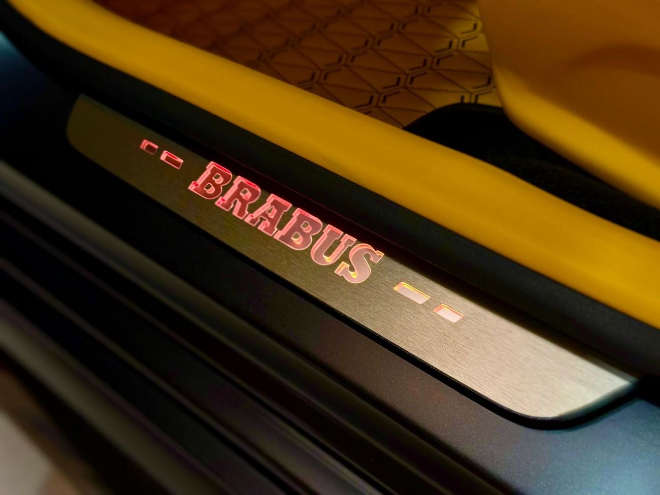 مرسيدس بنز GT 63 S BRABUS 900 ROCKET