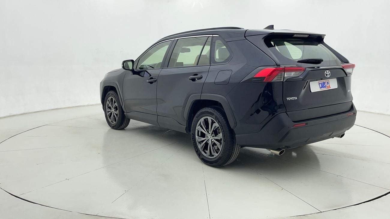 تويوتا راف ٤ VX 2.5 | بدون دفعة مقدمة | اختبار القيادة في المنزل