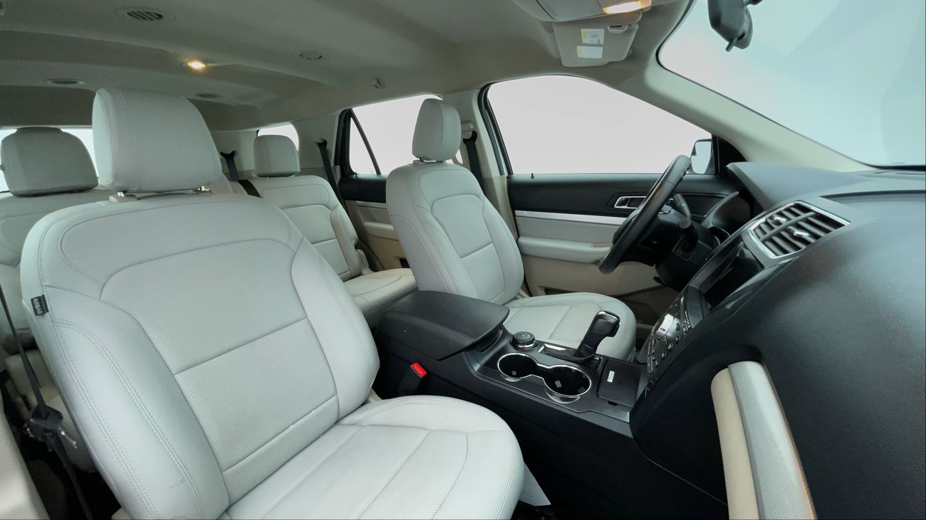 Ford Explorer STD XLT 3.5 | Zero Down Payment | Free Home Test Drive