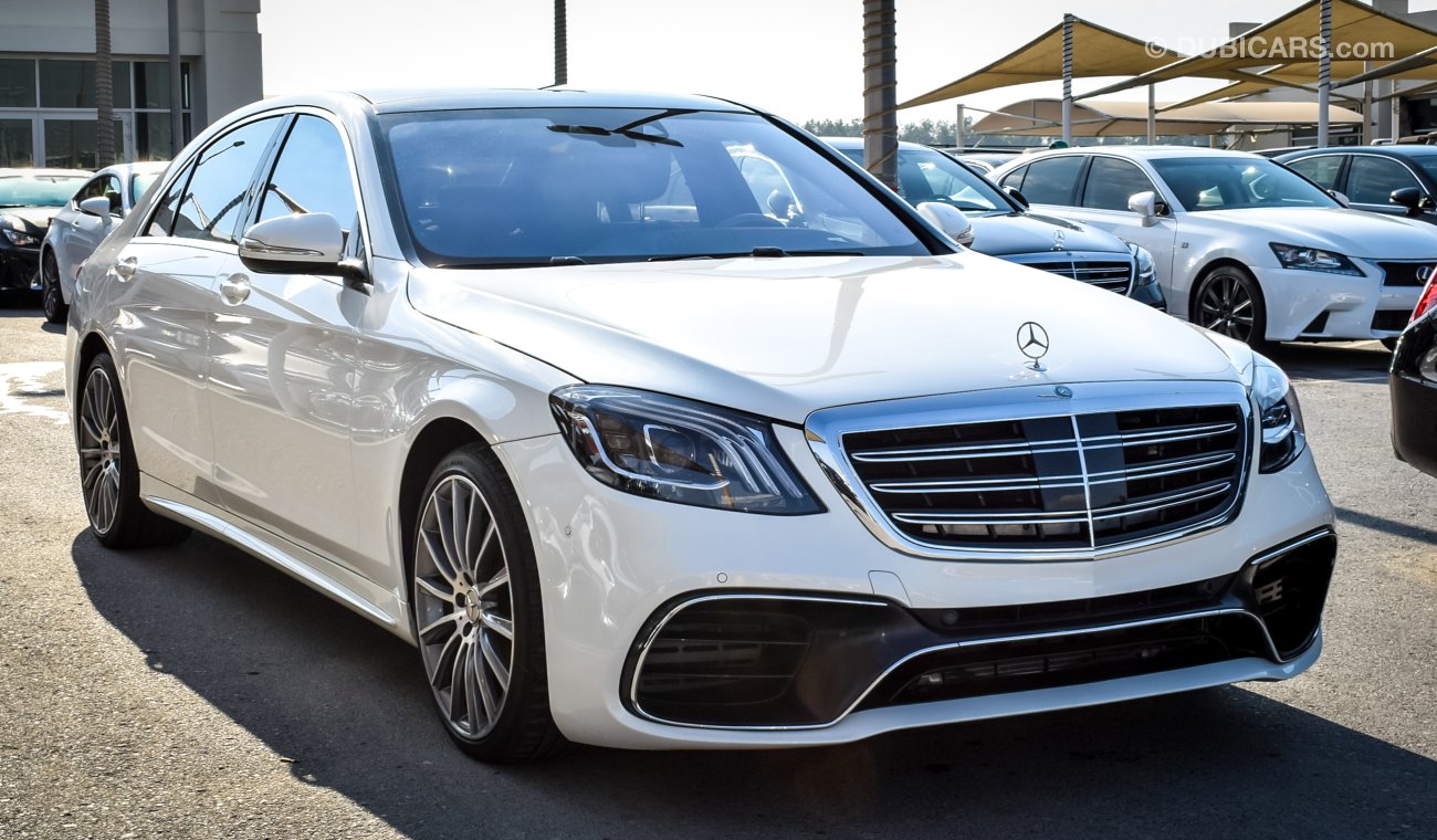 Mercedes-Benz S 550 One year free comprehensive warranty in all brands.