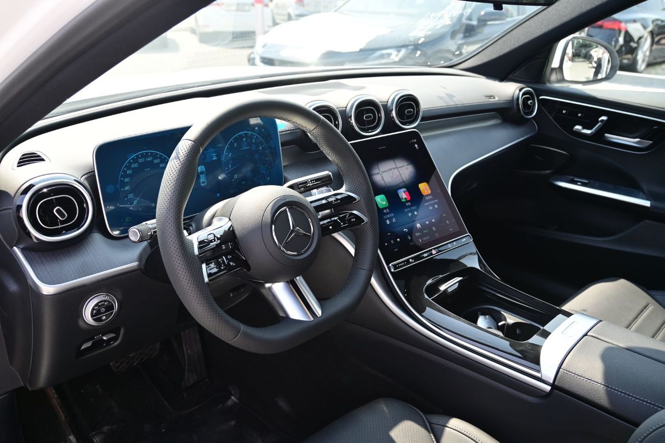 Mercedes-Benz C 200 L Mercedes-Benz C200L Full 1.5L, Petrol AT, Model 2025 Color White