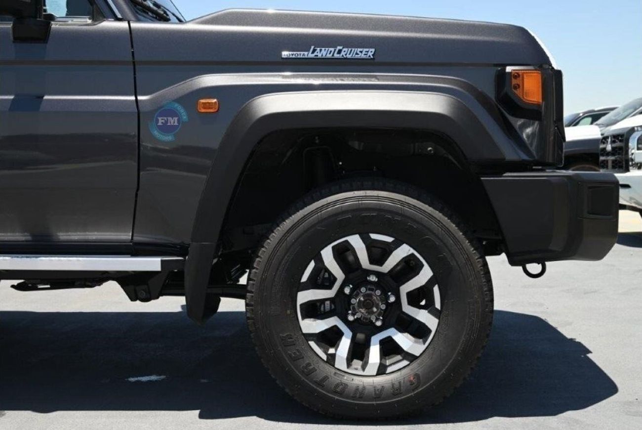 Toyota Land Cruiser 70 71 4.0L Petrol Automatic (Full Option)