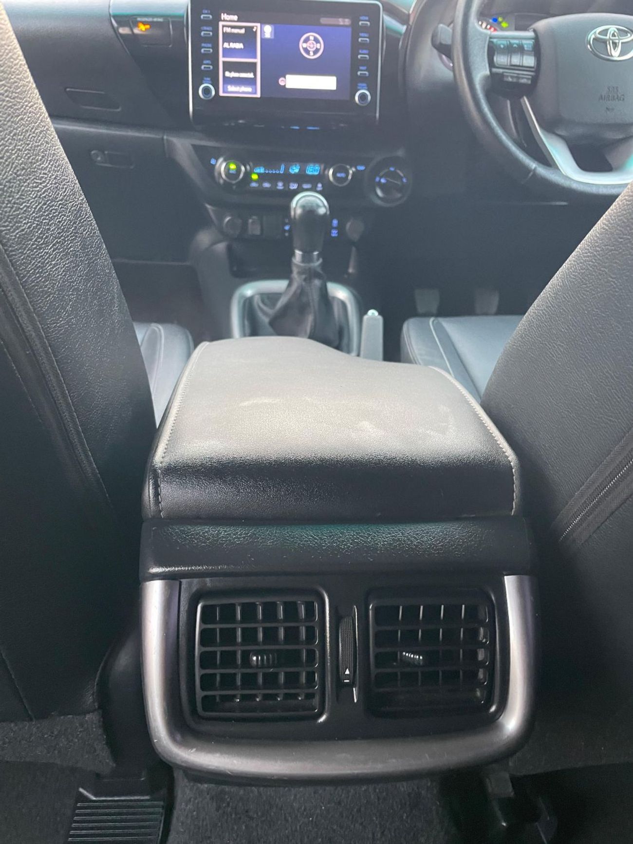 تويوتا هيلوكس Toyota Hilux SR5 full option export from Australia