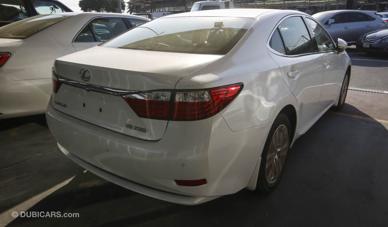 Lexus ES250