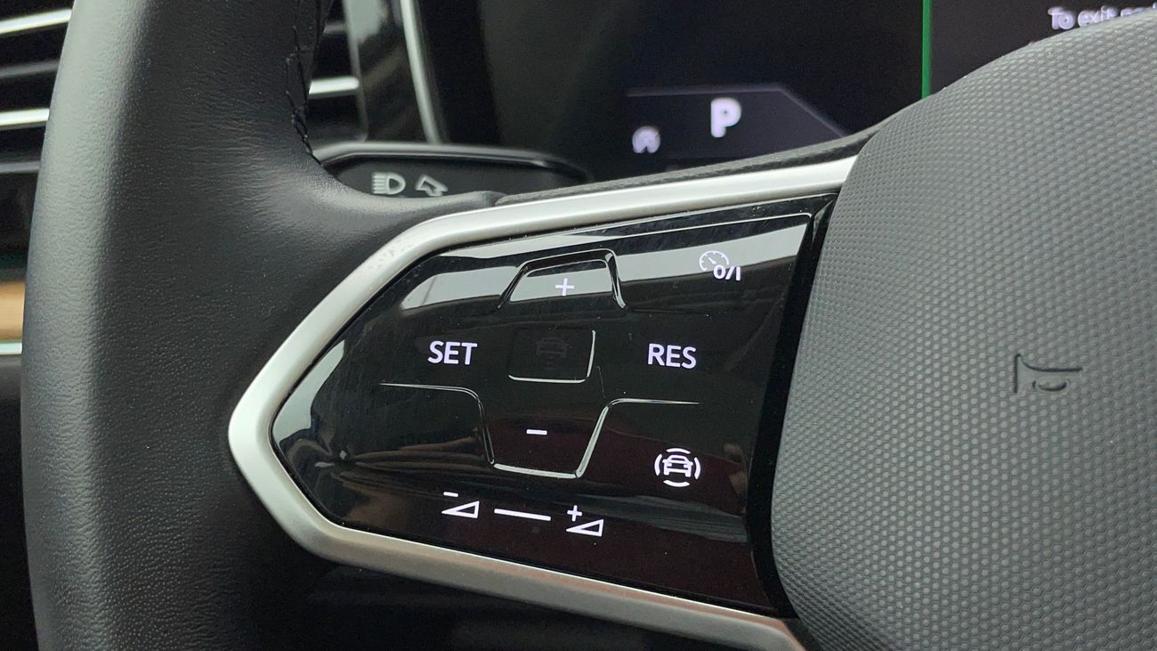 فولكس واجن طوارق HIGHLINE PLUS 3 | بدون دفعة مقدمة | اختبار القيادة في المنزل