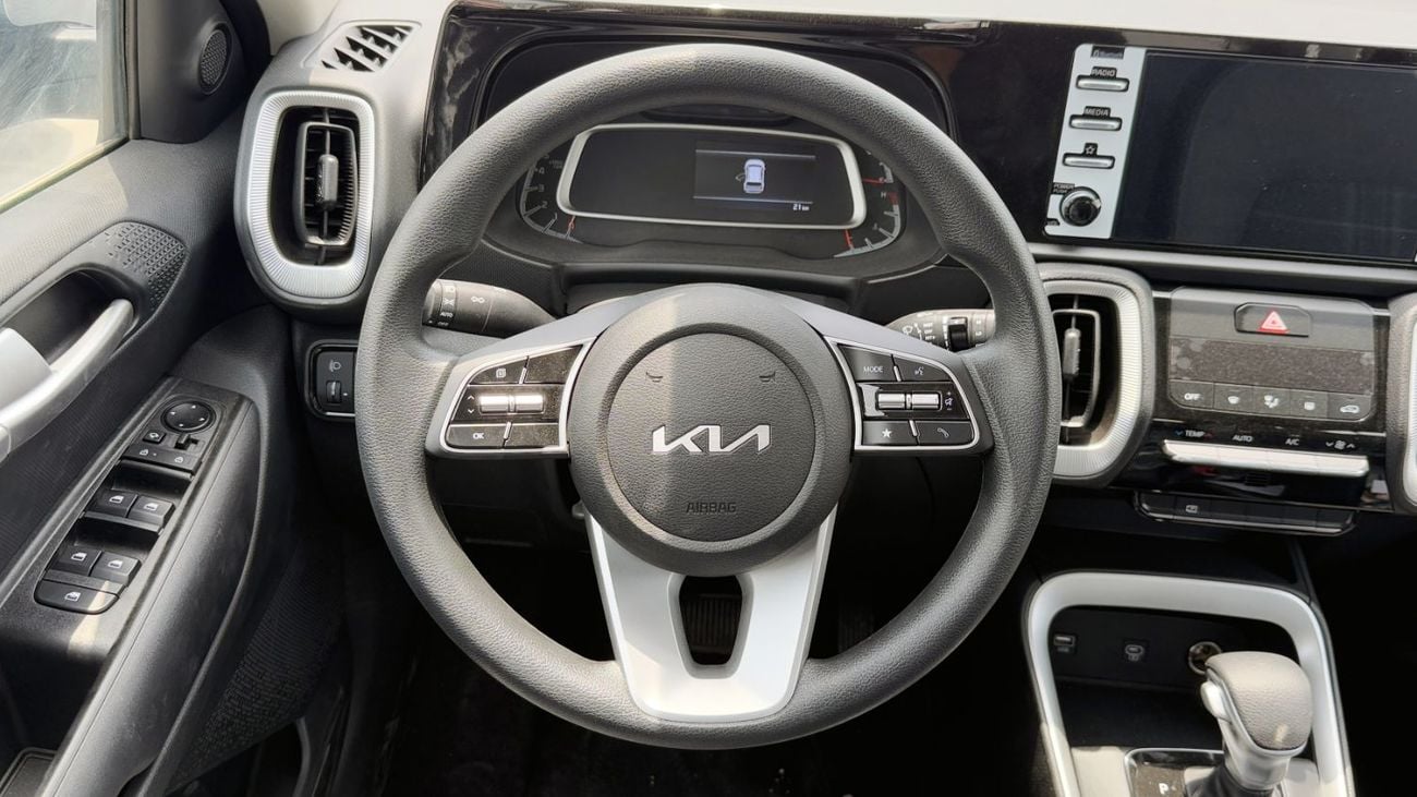 كيا سونیٹ Kia Sonet Kia Sonet 1.5L Petrol FWD 2025YM