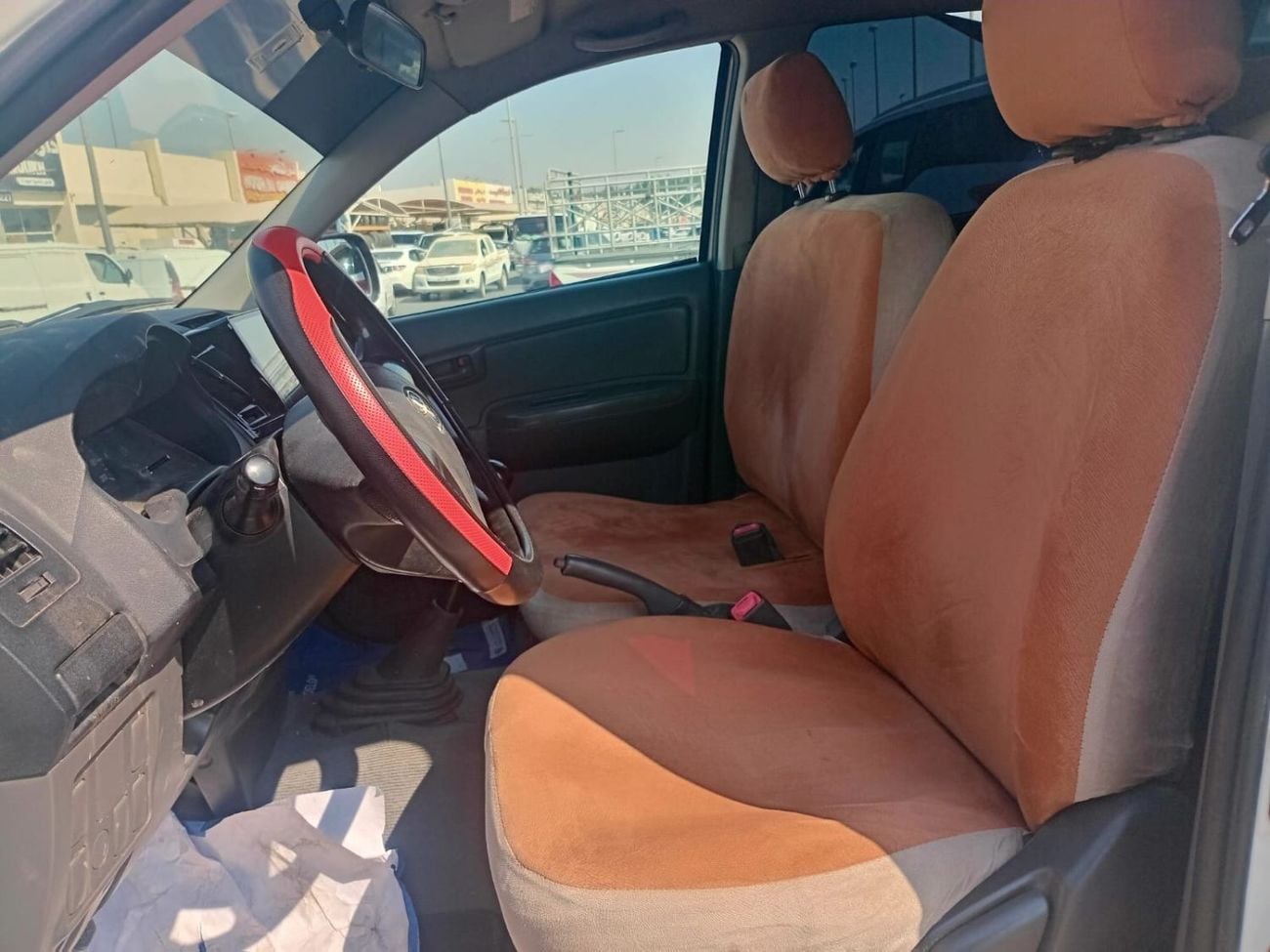 تويوتا هيلوكس DC 2.7L 2WD PETROL MANUAL TRANSMISSION