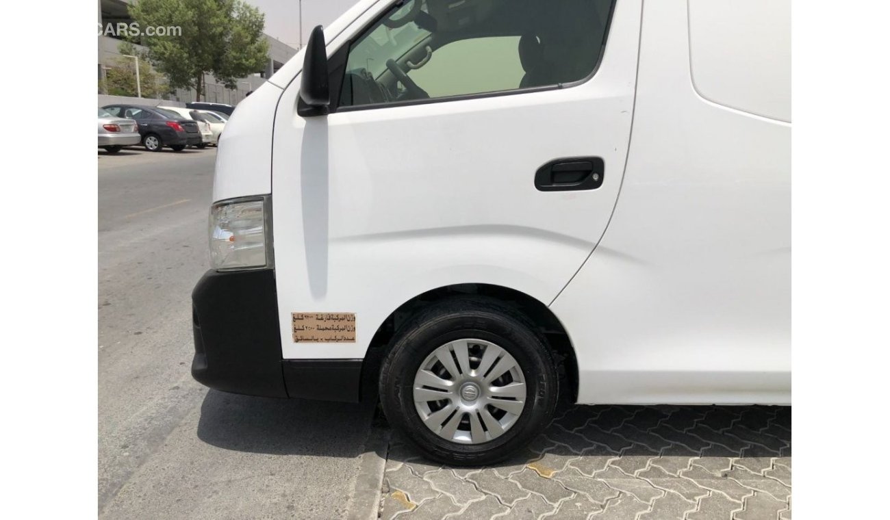 نيسان أورفان GCC VAN HIGHROOF FREZZER