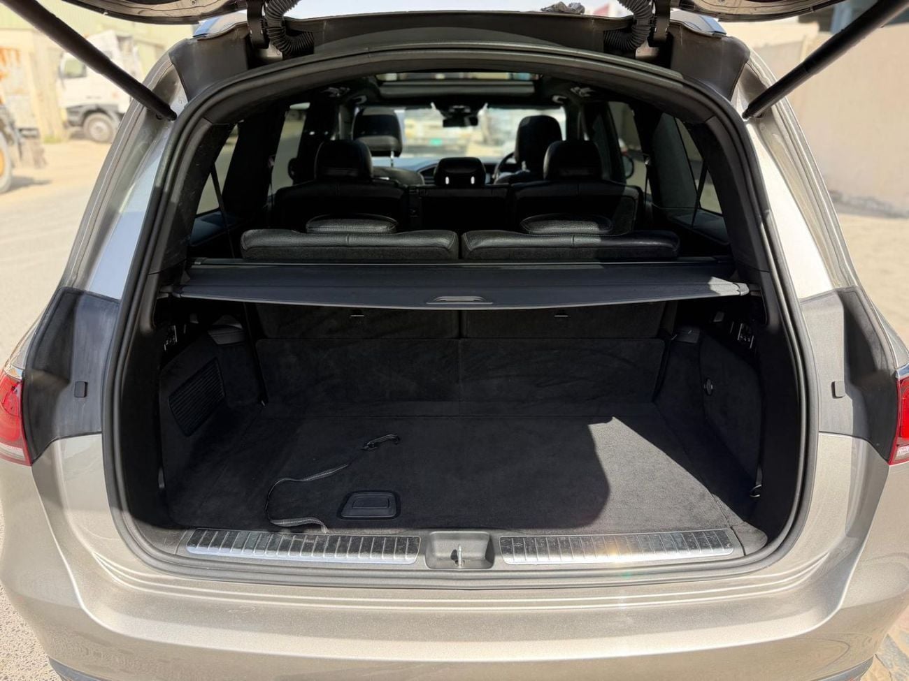 مرسيدس بنز GLS 400d  V6 TURBO DIESEL