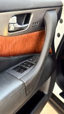 إنفينيتي QX70