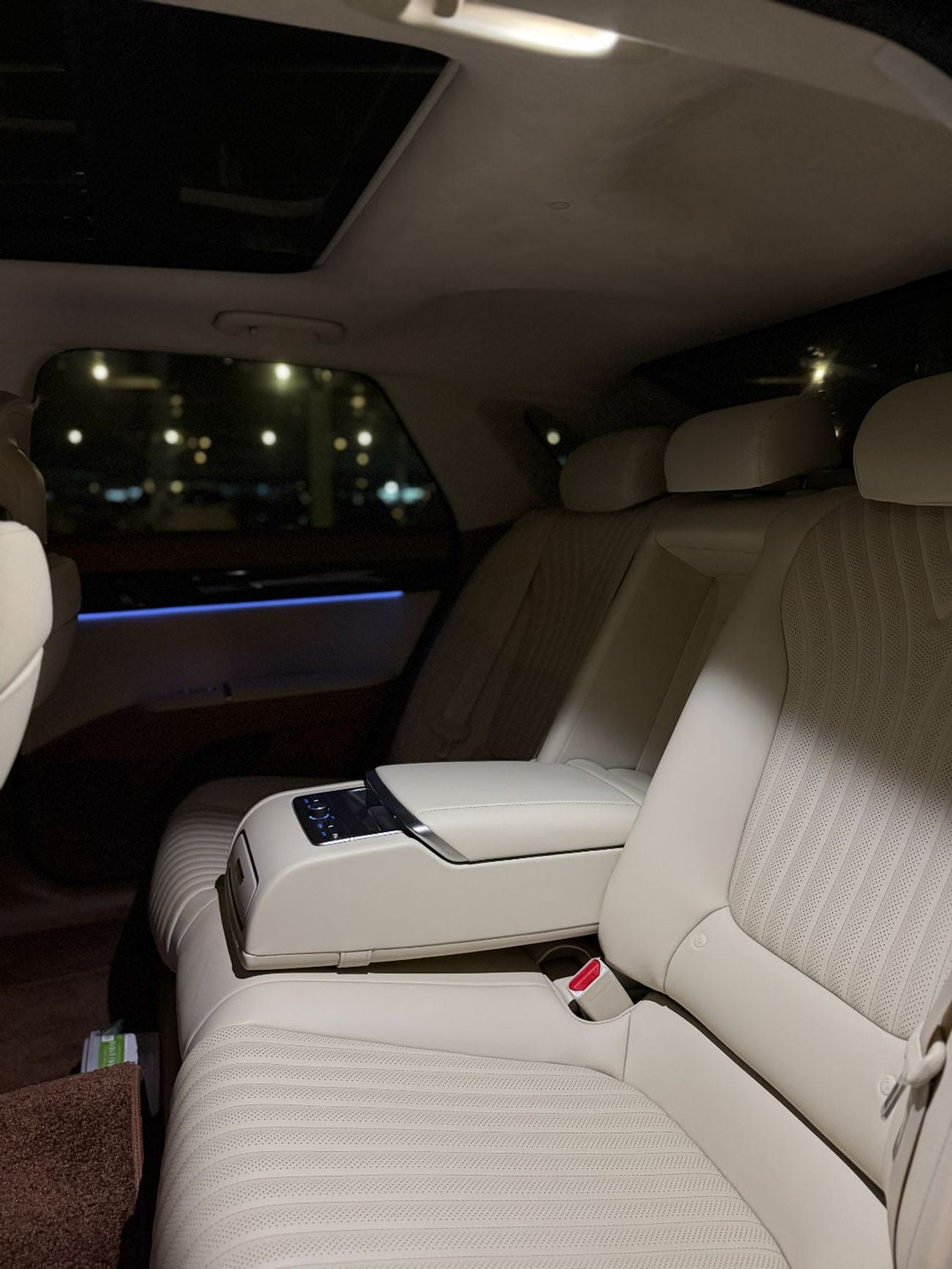 Hyundai Grandeur Hyundai Grandeur Hyundai Grandeur Premium | Korean Specs | Luxury Sedan