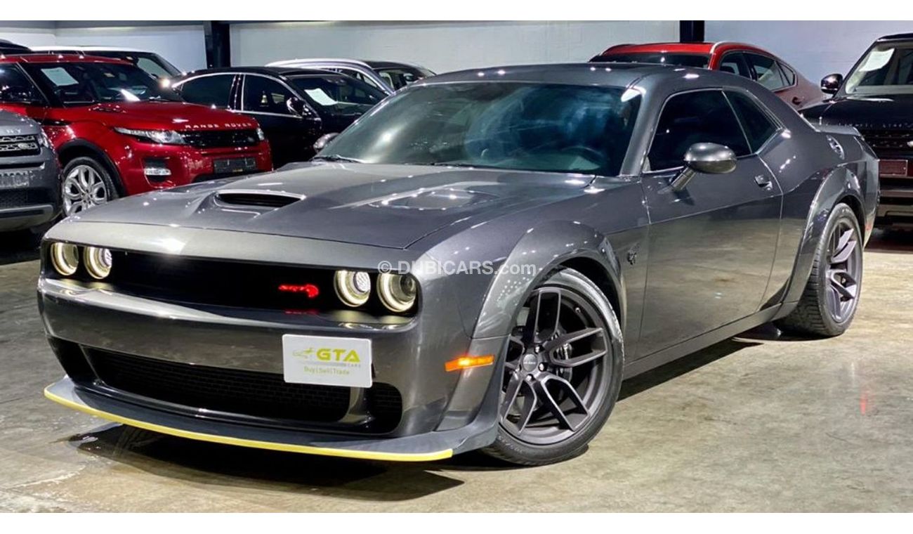 Dodge Challenger 2019 Dodge Challenger SRT Scatpack Widebody, Warranty+Service Contract, GCC, Low Kms