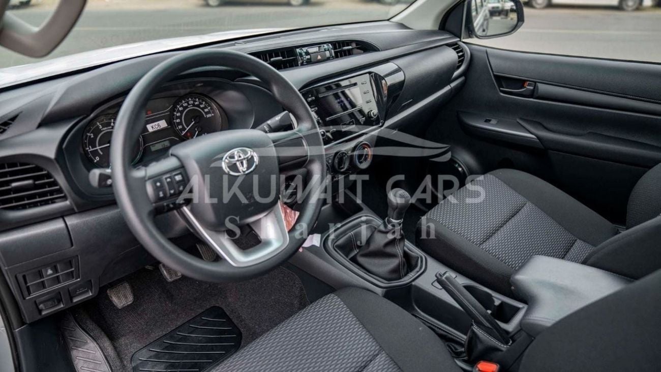 تويوتا هيلوكس GL TOYOTA HILUX DC 2.4D MT 4X4 P.WINDOW 2025