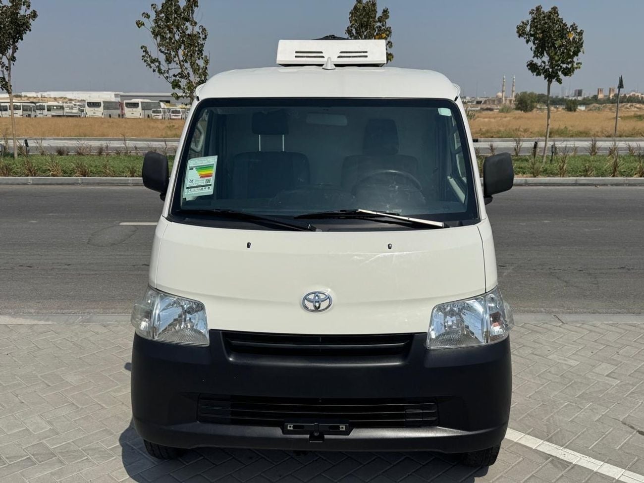 تويوتا لايت آيس STD Chiller van Toyota Liteace 2024 model GCC. Low milage