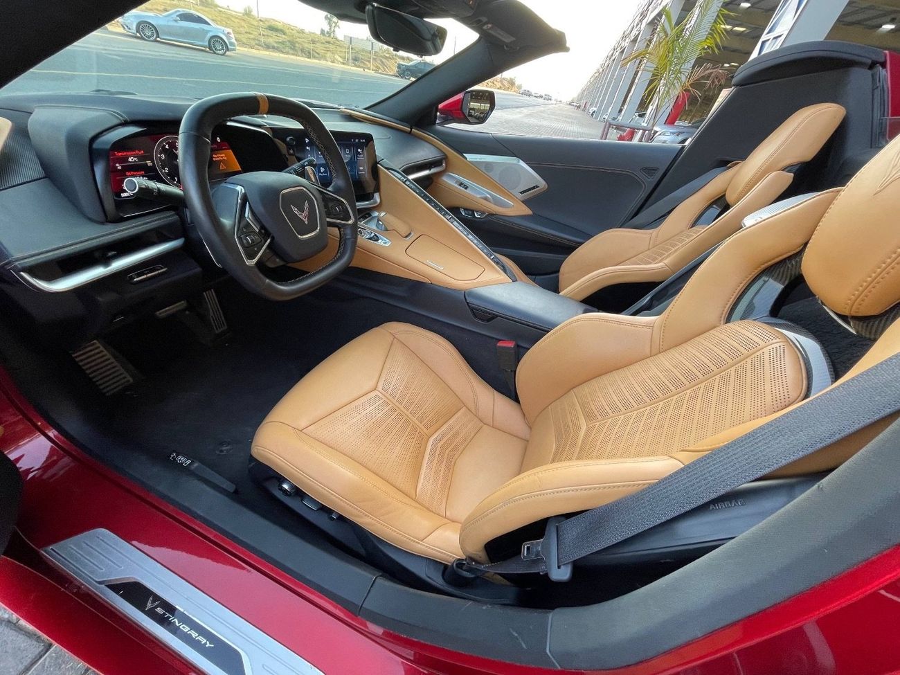 Chevrolet Corvette 1LT 6.2L (490 HP) Convertible C8 STINGRAY/ 6.2L V8 / CONVERTIBLE / LOW MILEAGE / FULL OPTION /BIG SC