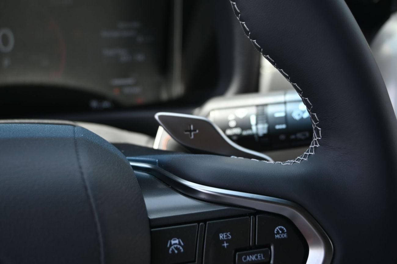 لكزس LX 700h SIGNATURE لكزس LX700h سيجنتشر 2026، محرك بنزين V6 ثنائي التيربو سعة 3.5 لتر + محرك هجين