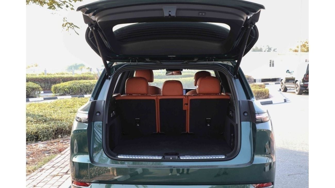 لي اوتو L7 2024 Li Auto L7 ULTRA - أخضر من الداخل أسود وبرتقالي | Export Only