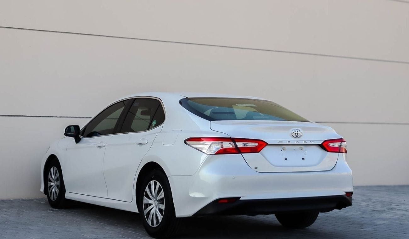 Toyota Camry S 2.5L (181 HP) Toyota Camry 2018 GCC without accidents in excellent condition 1111 P.M