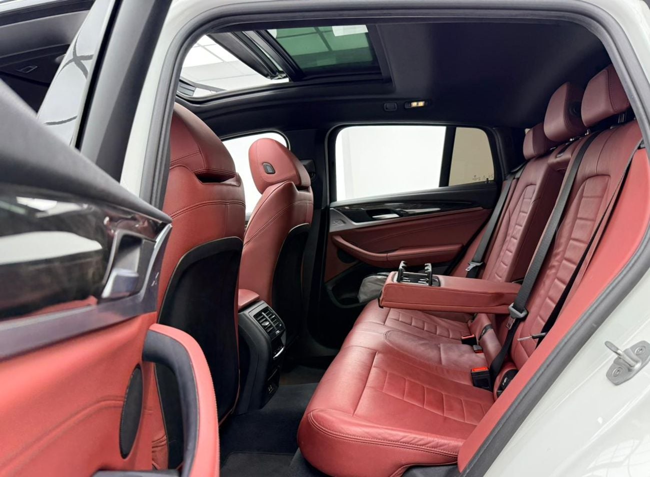 BMW X4 2021 BMW X4 xDrive30i M-Sport, Warranty, Full BMW Service History, Very Low Km, Fully Loaded, GCC