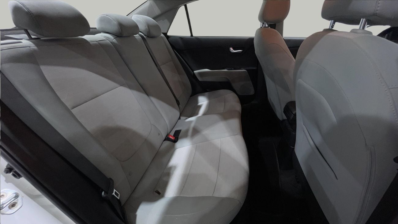 كيا ريو LX كارس24 هي سوق ضخم للسيارات المستعملة موثوق ومضمون ٪كارس24 هي سوق ضخم للسيارات المستعملة موثوق ومضمون