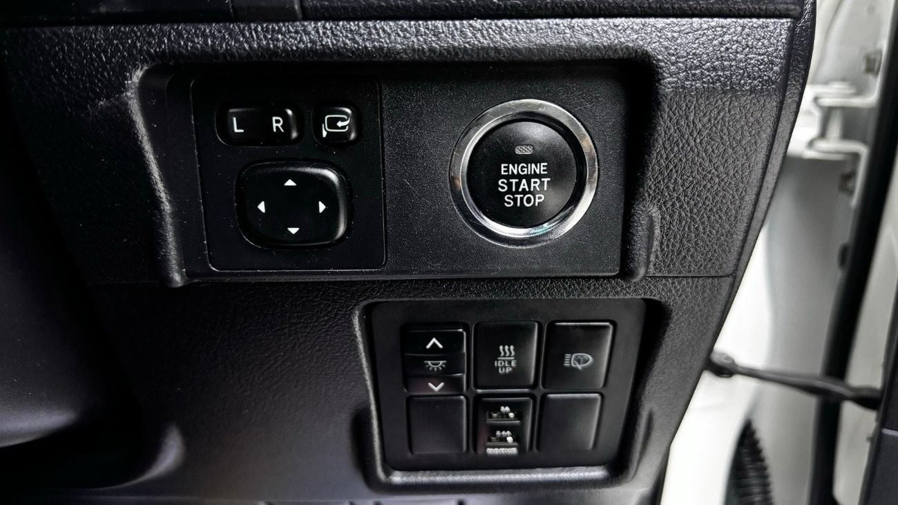 Toyota Prado VXR Toyota prado 2015 RHD diesel engine