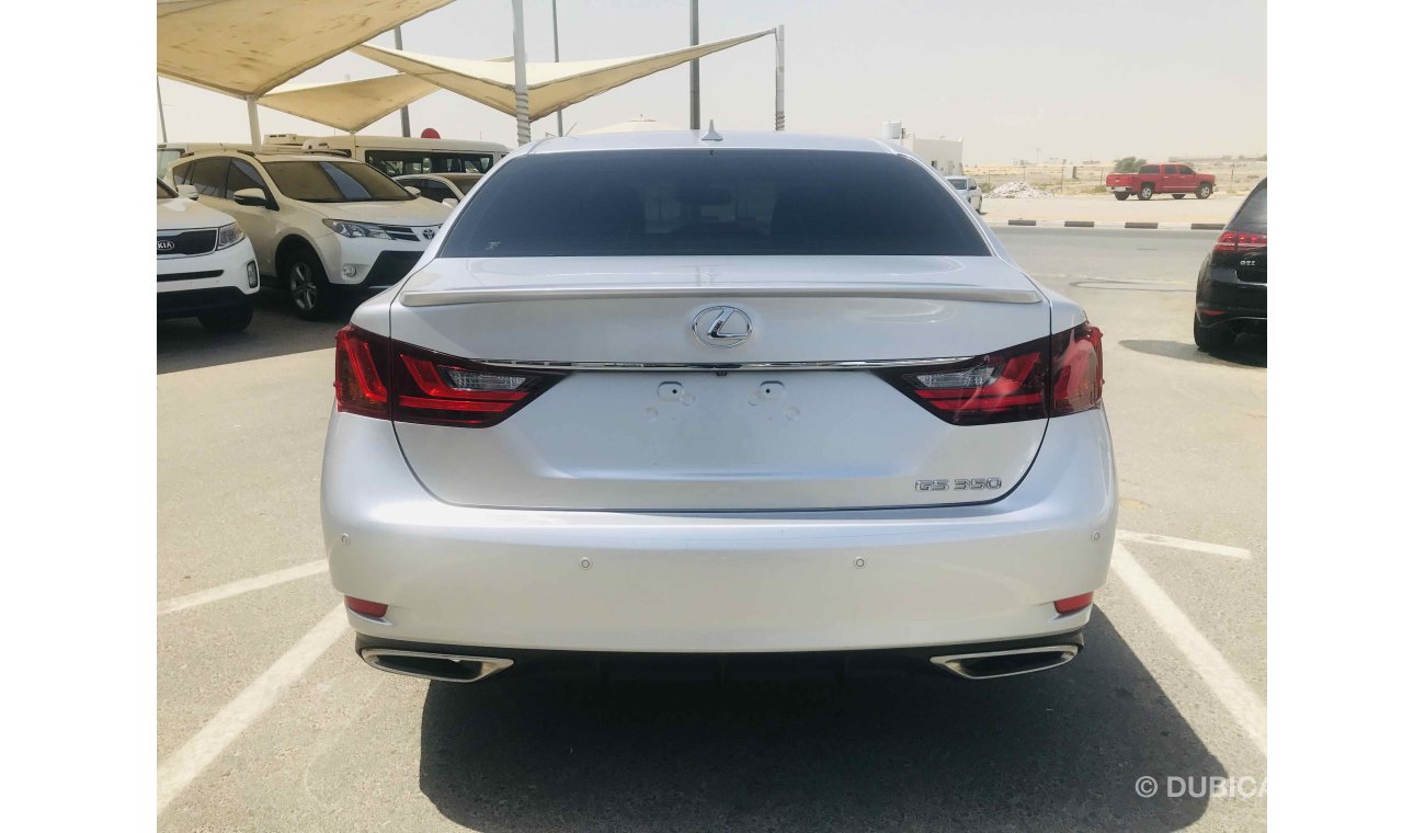 لكزس GS 350 سياره نظيفه جدا بحاله ممتازه ضمان شاسيه جير ماكينه