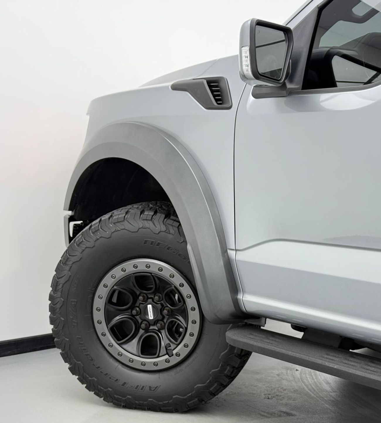 فورد إف-150 رابتور 2022 Ford F150 Raptor, 2027 Ford Warranty + Service Pack, Full Ford Service History, GCC