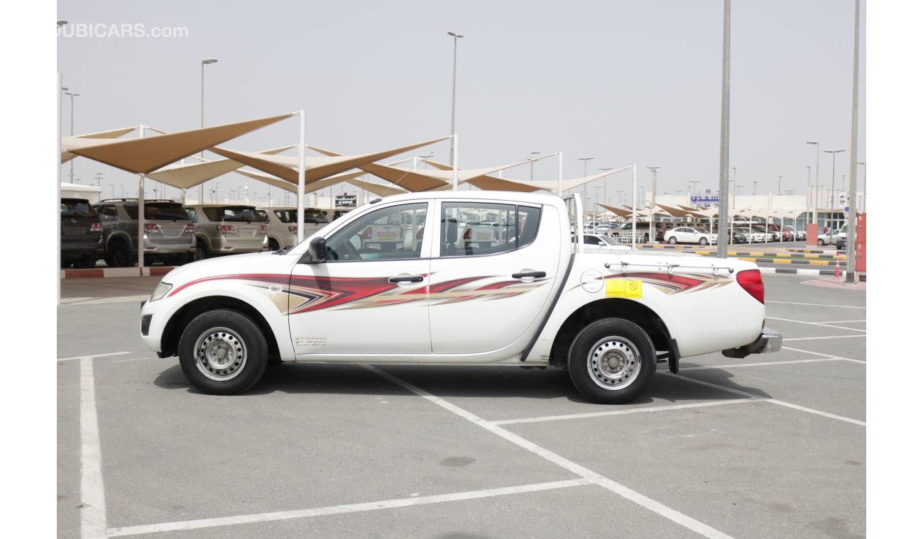 Mitsubishi L200 4X2 DUAL CABIN PICKUP