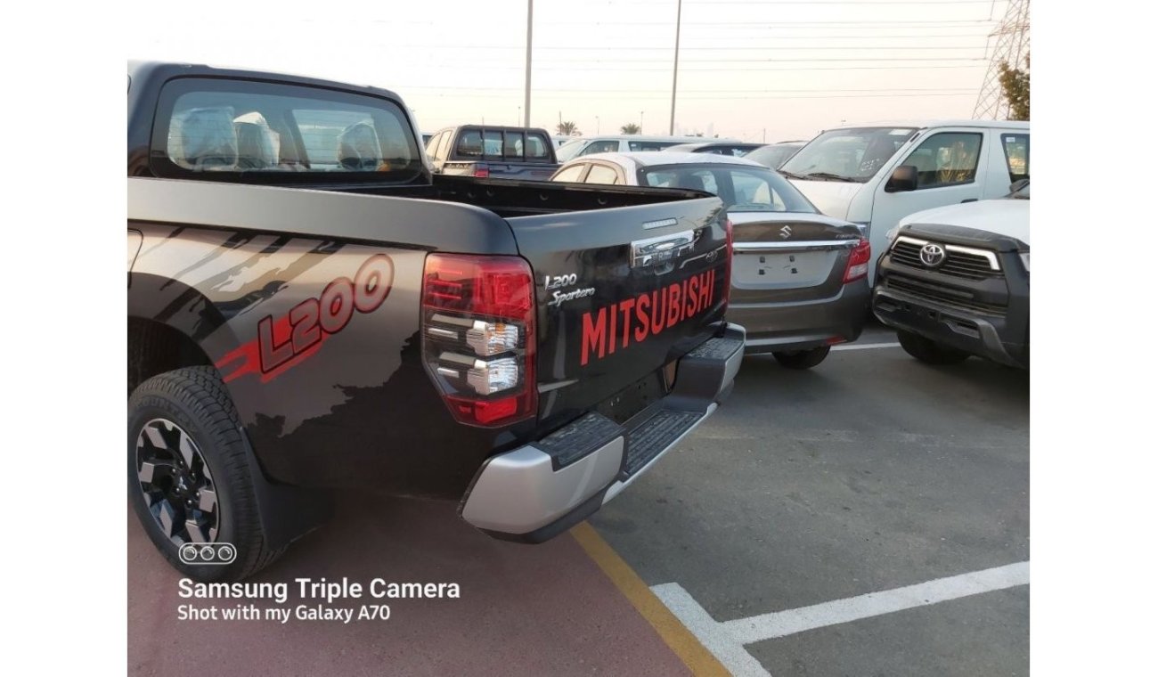 Mitsubishi L200 Mitsubishi Pick Up L200 2.4L Diesel Sportero, A/T, LEATHER SEATS, POWER OPTIONS, FULL OPTIONS