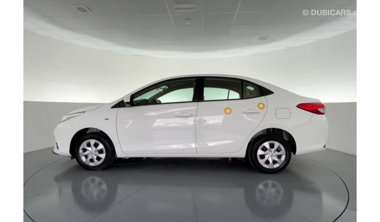 تويوتا يارس SE / E