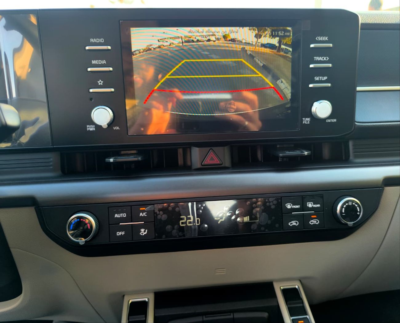 Kia Carens 1.5L Mid Option GCC Specs 7 Seater 2026 Model Brand New