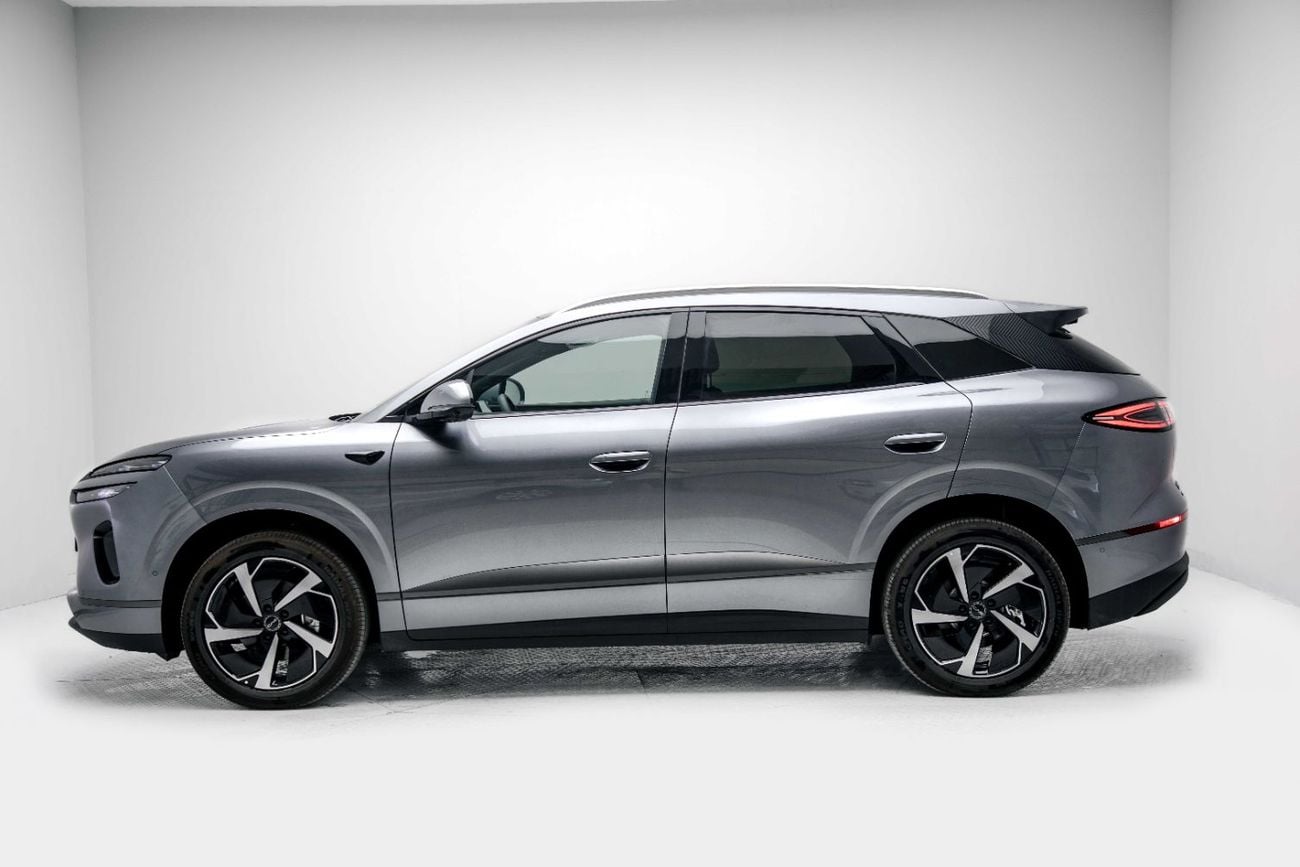 بي واي دي سيليون 06 Navigation Plus EV - Grey Inside Black | Export Price