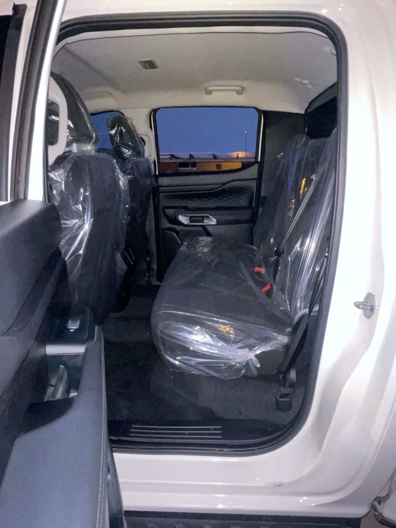 Ford Ranger XLT diesel 2.0 liter right hand drive only for export available