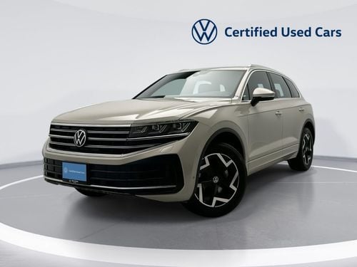 فولكس واجن طوارق ELEGANCE Touareg Elegance++ 3L | Ex-Demo | Coventry 19" Black Alloys | Varenna Leather | Massage Seats | Head