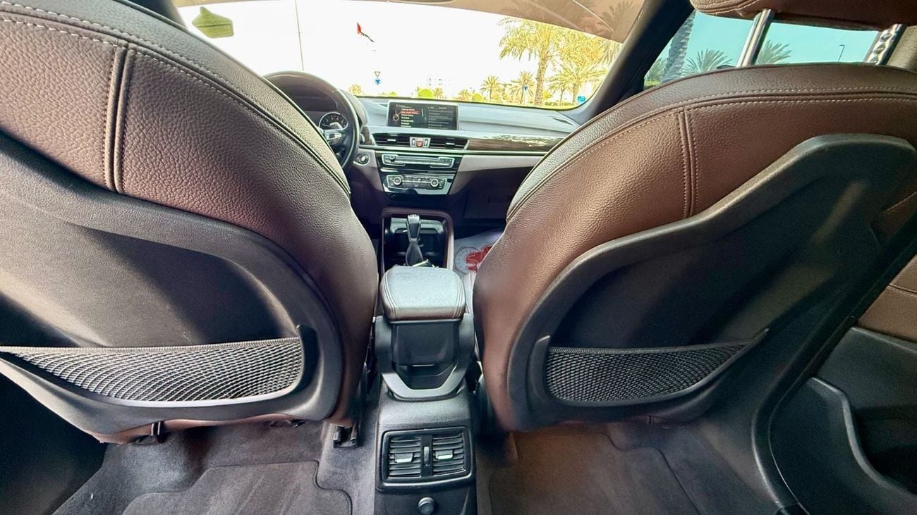 بي أم دبليو X1 sDrive 20i Sport Line 2.0L