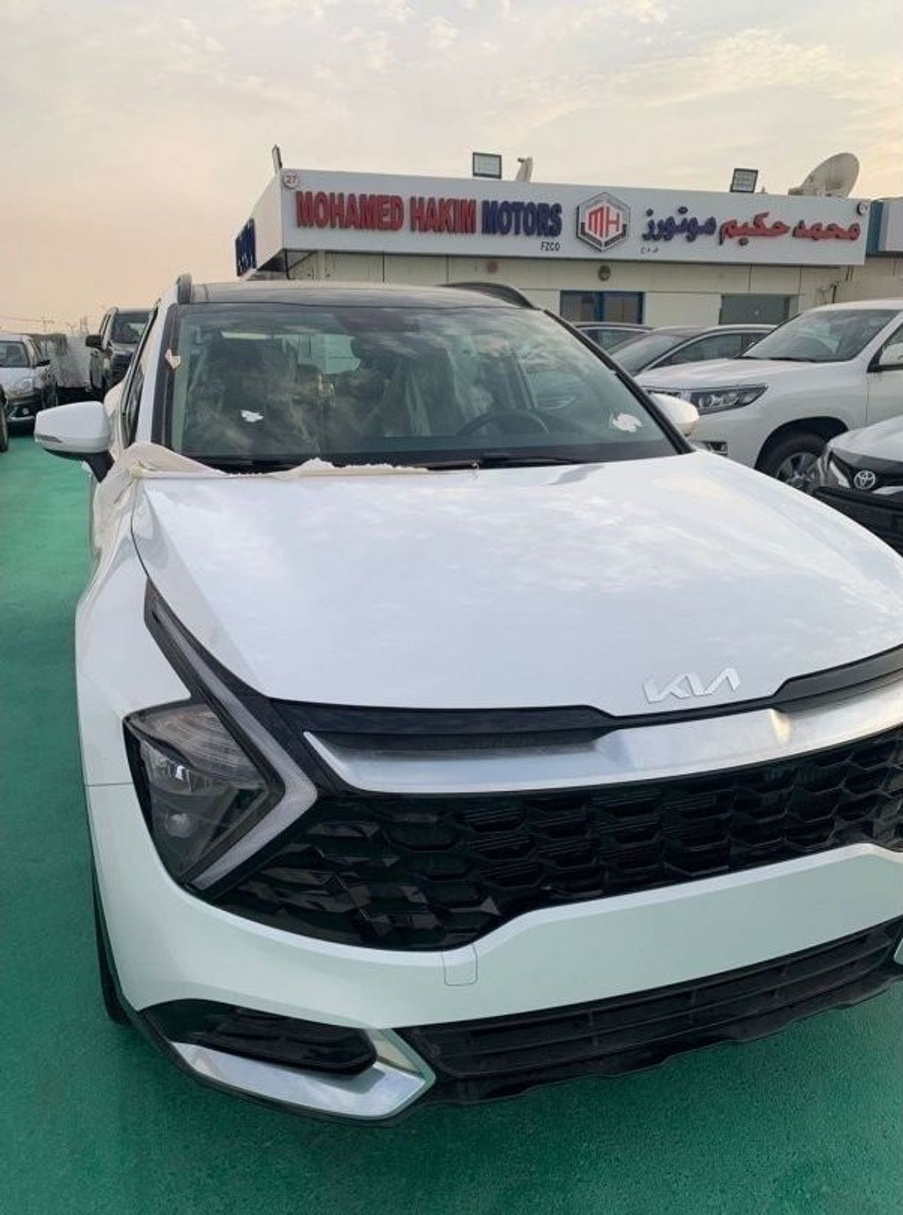 كيا سبورتيج 1.6L TURBO, SUV, 4X4, PETROL, PANORAMIC, GCC, 19' ALLOY WHEELS