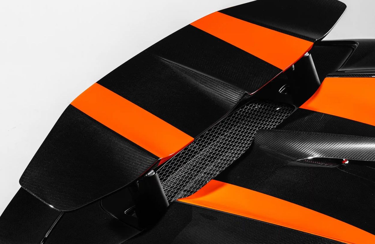 Bugatti Chiron 8.0L W16 Quad-Turbocharged Engine