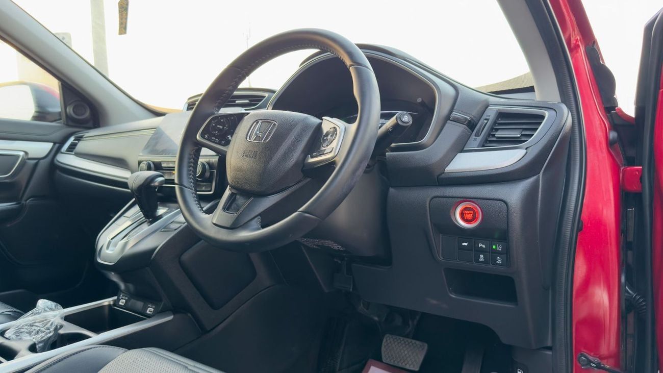 Honda CRV 1.5L AUTOMATIC PETROL | RHD | 4WD | REAR CAMERA, LEATHER SEATS & PUSH START
