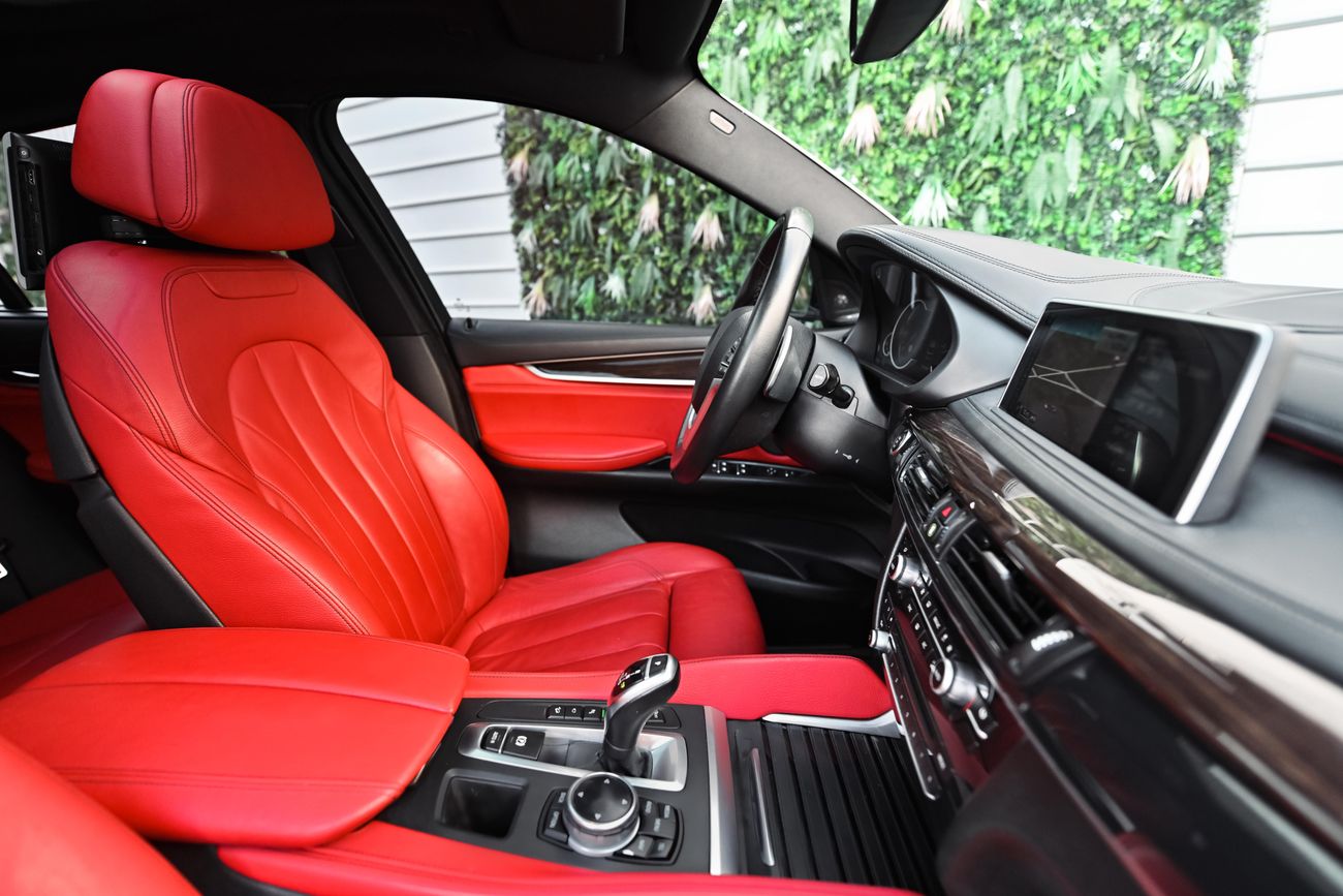 BMW X6 xDrive50i | 2,642 P.M  | 0% Downpayment | Extraordinary Condition!